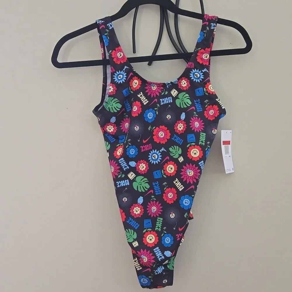 Nike Swim Garden Party Big Kids size LARGE